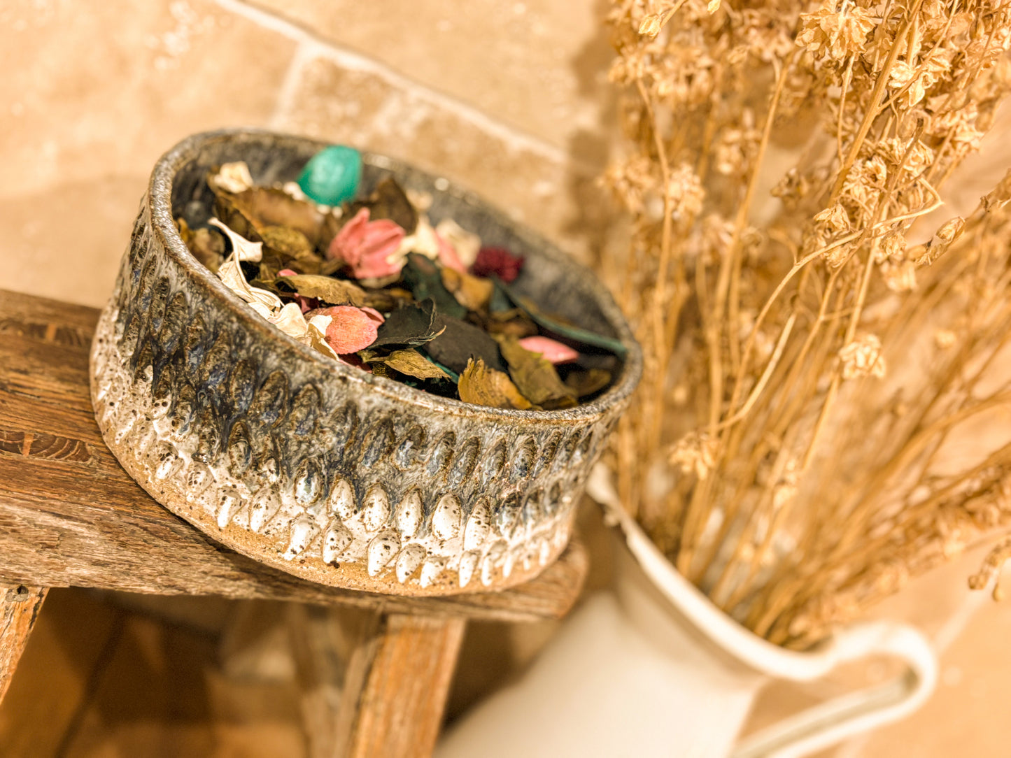 Midnight Tide, Pot Pourri